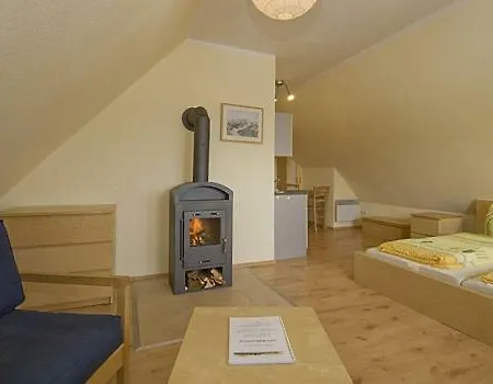 Panorama-apartments Weinberghaus Apartman