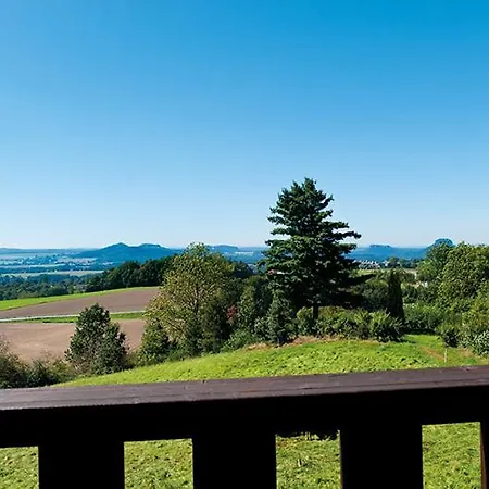 Apartman Panorama-apartments Weinberghaus